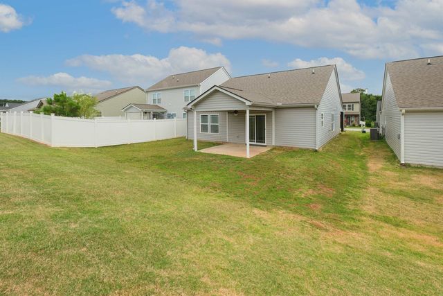 680 Spartan Commodor Ln, Inman, SC 29349