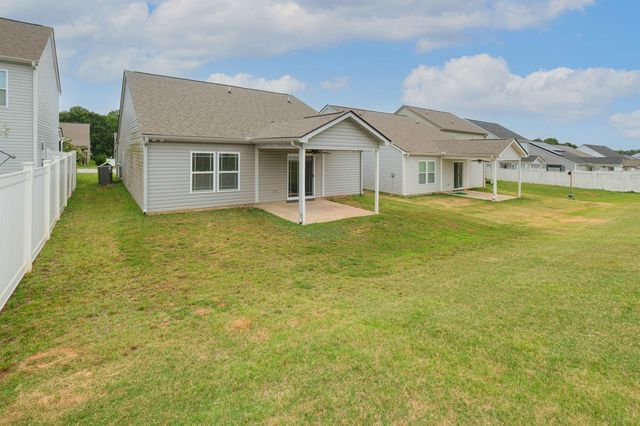 680 Spartan Commodor Ln, Inman, SC 29349