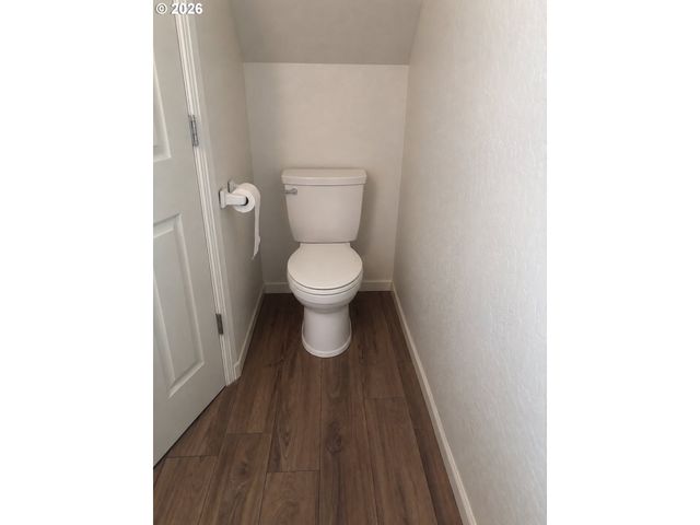 1385 BEEBE Ln, Eugene, OR 97404