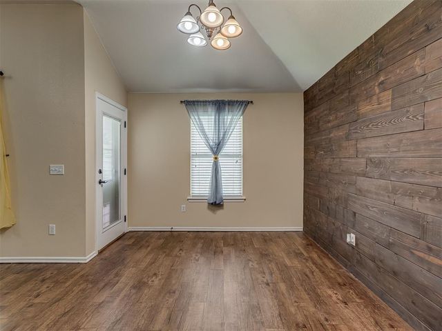 11233 NW 99th Street, Yukon, OK 73099