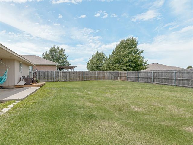 11233 NW 99th Street, Yukon, OK 73099