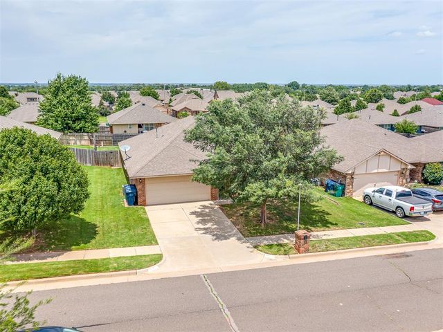 11233 NW 99th Street, Yukon, OK 73099