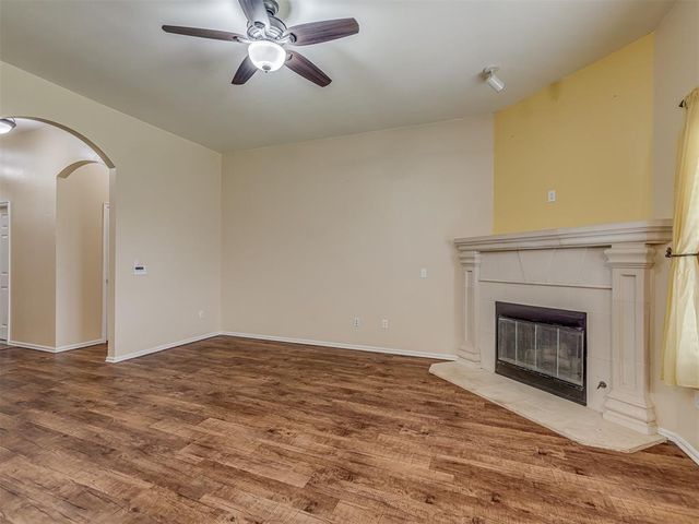 11233 NW 99th Street, Yukon, OK 73099