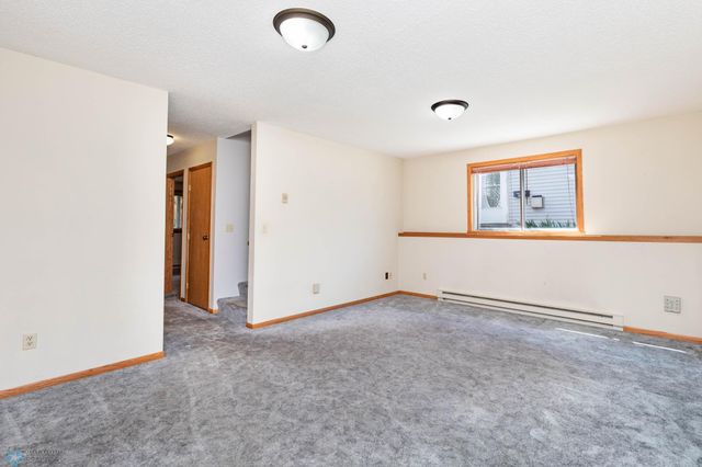 3050 18th Street S, Fargo, ND 58103