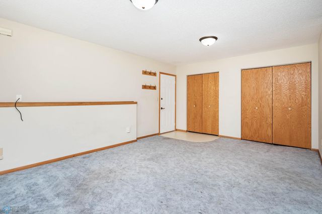 3050 18th Street S, Fargo, ND 58103