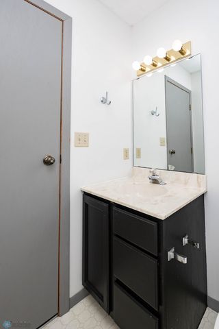 3050 18th Street S, Fargo, ND 58103
