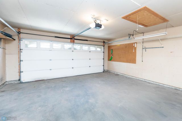 3050 18th Street S, Fargo, ND 58103