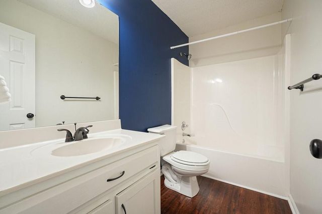 710 Bedford Trace, Canton, GA 30114