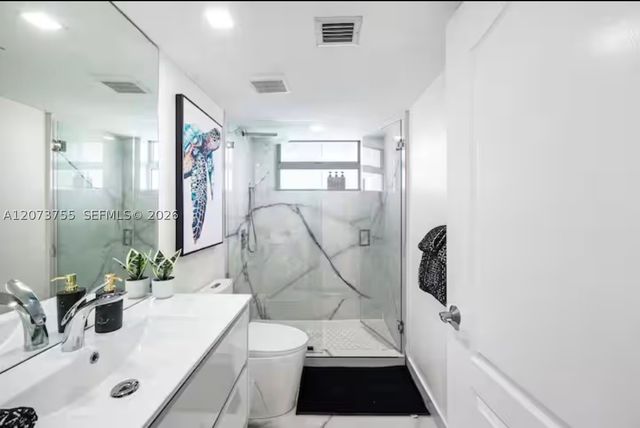 1200 Brickell Bay Dr 4101, Miami, FL 33131