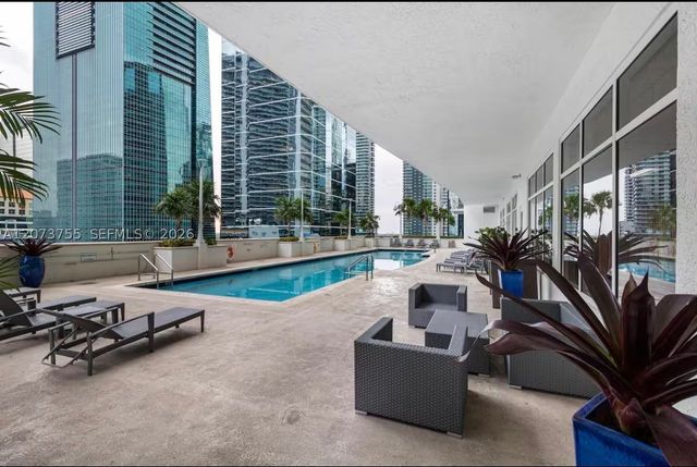 1200 Brickell Bay Dr 4101, Miami, FL 33131