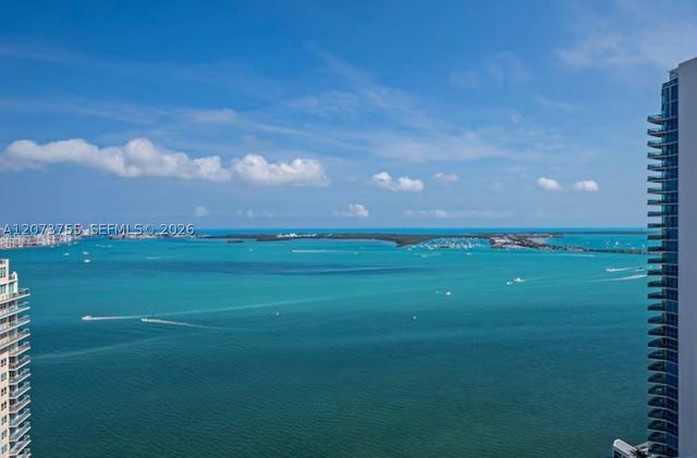 1200 Brickell Bay Dr 4101, Miami, FL 33131