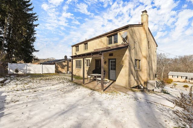 139 N Vireo Drive, Kennedy Twp, PA 15136