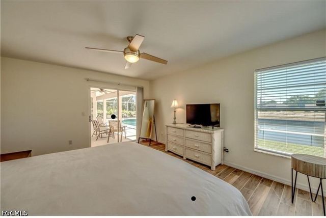 318 SW 28th ST, Cape Coral, FL 33914