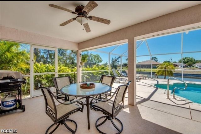 318 SW 28th ST, Cape Coral, FL 33914