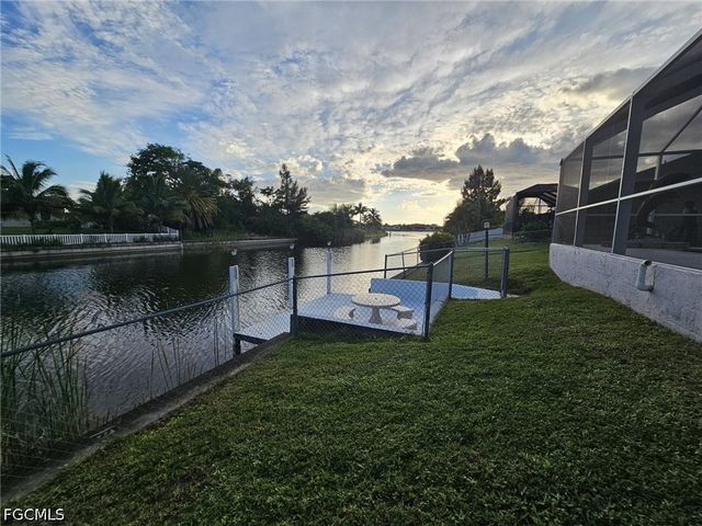 318 SW 28th ST, Cape Coral, FL 33914