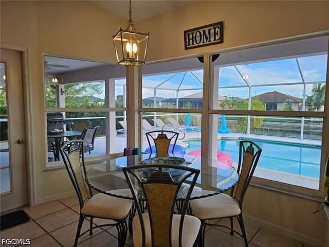 318 SW 28th ST, Cape Coral, FL 33914