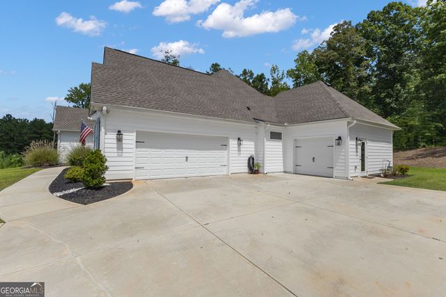 215 Greyfairs Avenue, Senoia, GA 30276