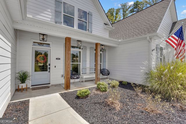 215 Greyfairs Avenue, Senoia, GA 30276