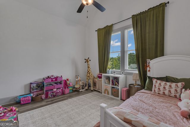215 Greyfairs Avenue, Senoia, GA 30276