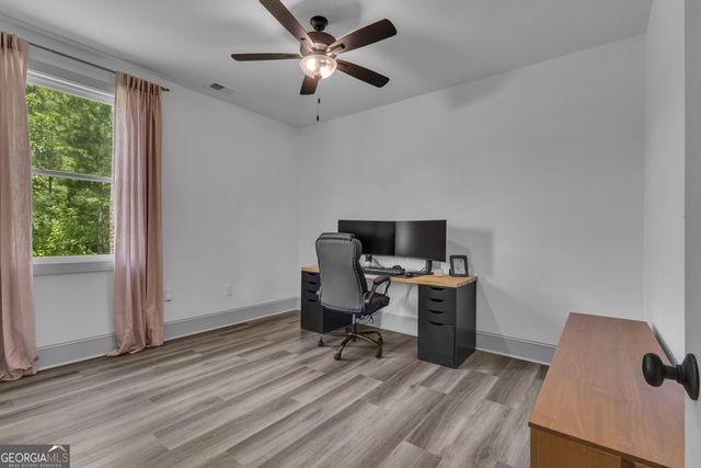 215 Greyfairs Avenue, Senoia, GA 30276