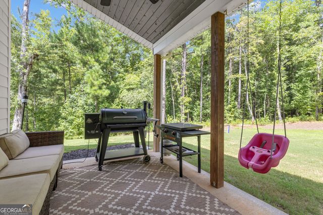 215 Greyfairs Avenue, Senoia, GA 30276