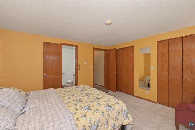 2 Willow St, Superior, WI 54880