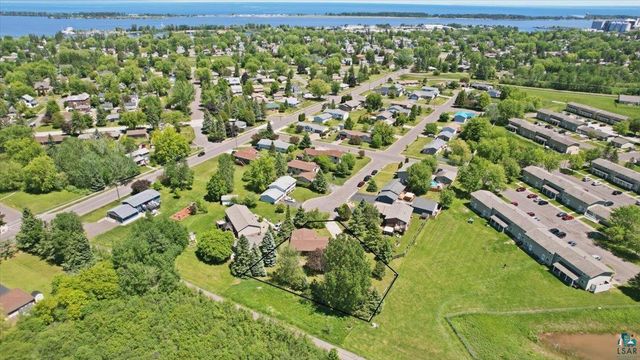 2 Willow St, Superior, WI 54880