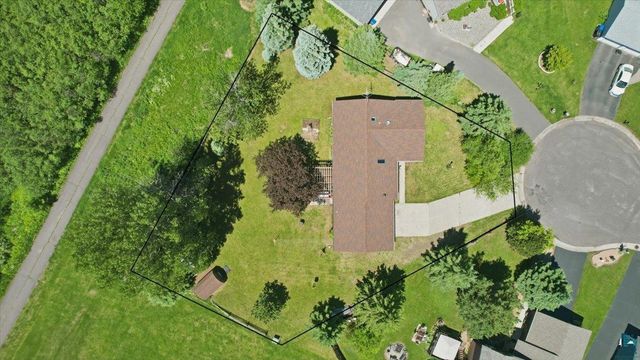 2 Willow St, Superior, WI 54880