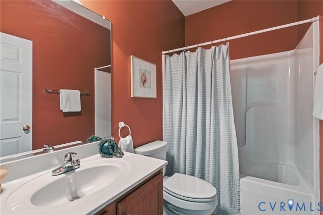 1048 Alcorn Ter, Midlothian, VA 23114