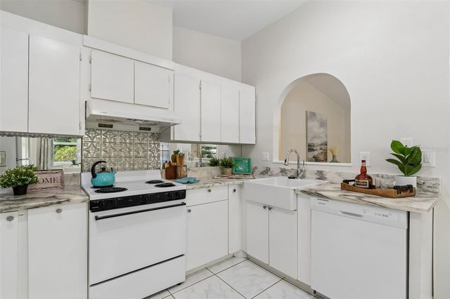 321 11TH AVE S, Safety Harbor, FL 34695