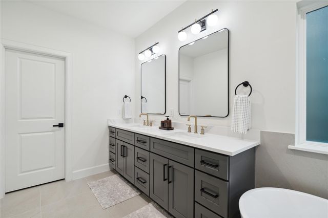 3735 Lydia Street, Houston, TX 77021