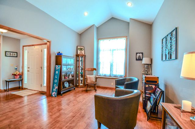 1704 Echo Lake Drive 1704 Echo Lake Drive, Piqua, OH 45356