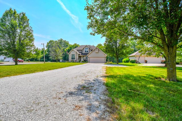 1704 Echo Lake Drive 1704 Echo Lake Drive, Piqua, OH 45356