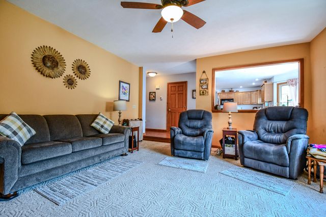 1704 Echo Lake Drive 1704 Echo Lake Drive, Piqua, OH 45356