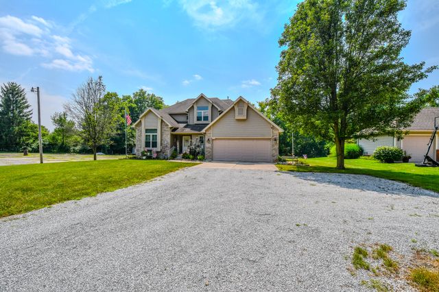 1704 Echo Lake Drive 1704 Echo Lake Drive, Piqua, OH 45356