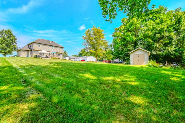 1704 Echo Lake Drive 1704 Echo Lake Drive, Piqua, OH 45356