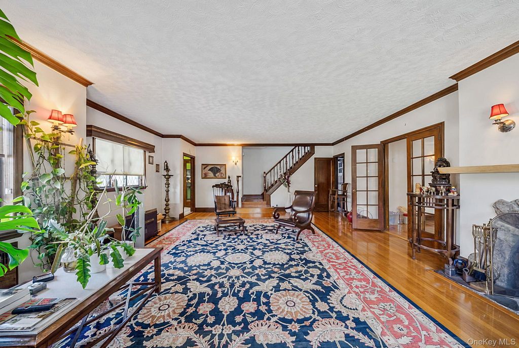 18240 Avon Road, Jamaica Estates, NY 11432 — photo 4
