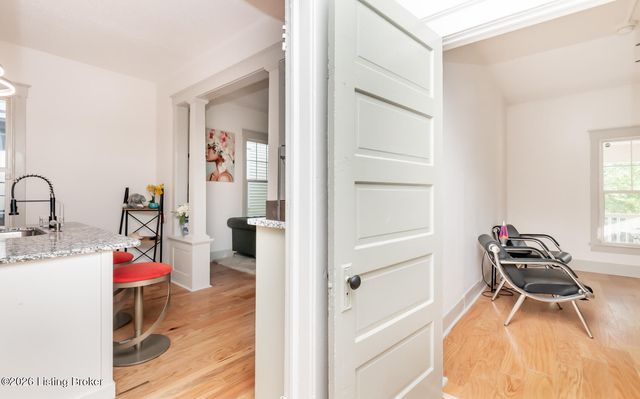 2316 Greenwood Ave, Louisville, KY 40210