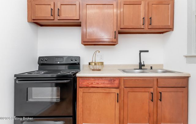 2316 Greenwood Ave, Louisville, KY 40210
