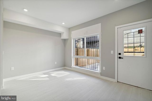 1345 W YORK ST, Philadelphia, PA 19132