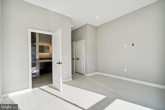 1345 W YORK ST, Philadelphia, PA 19132