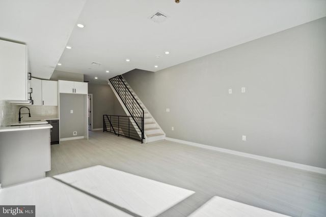 1345 W YORK ST, Philadelphia, PA 19132