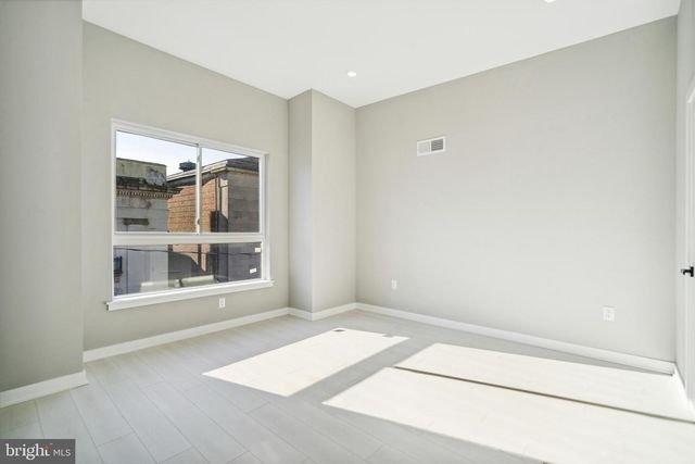 1345 W YORK ST, Philadelphia, PA 19132