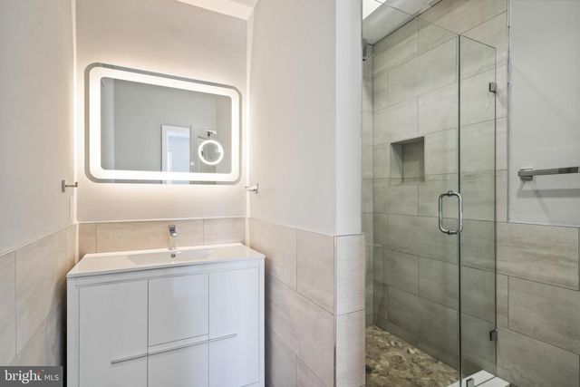 1345 W YORK ST, Philadelphia, PA 19132