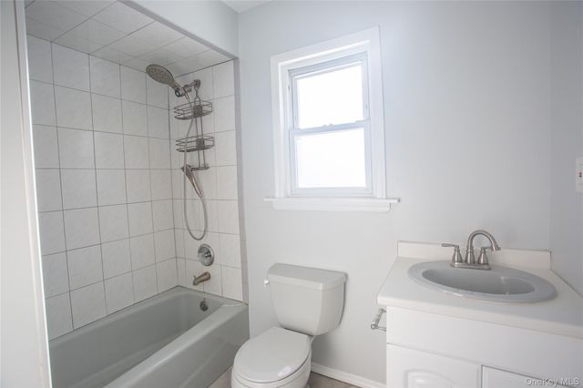 1261 Waverly Street, Hewlett, NY 11557
