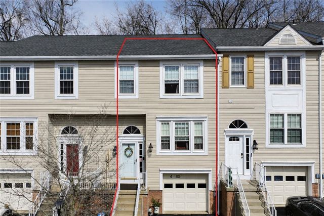 483 Cherryhill Dr, Cecil, PA 15017