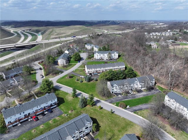 483 Cherryhill Dr, Cecil, PA 15017