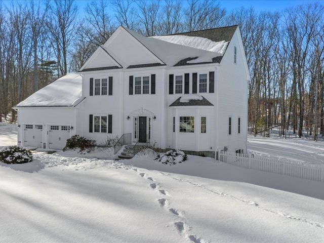 13 Teresa Dr, Millis, MA 02054
