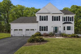 13 Teresa Dr, Millis, MA 02054