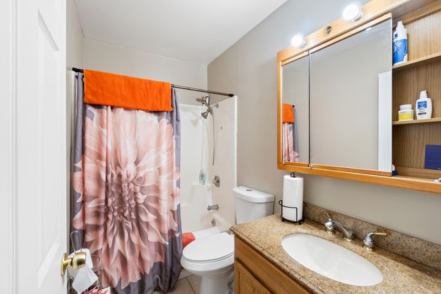 111 Deerpath Road, Matteson, IL 60443